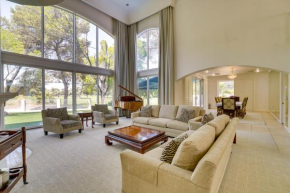 3 Mi to the Strip - Las Vegas Estate with Pool!